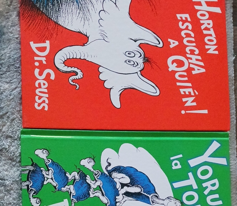 2 × Dr. Seuss Spanish Books
